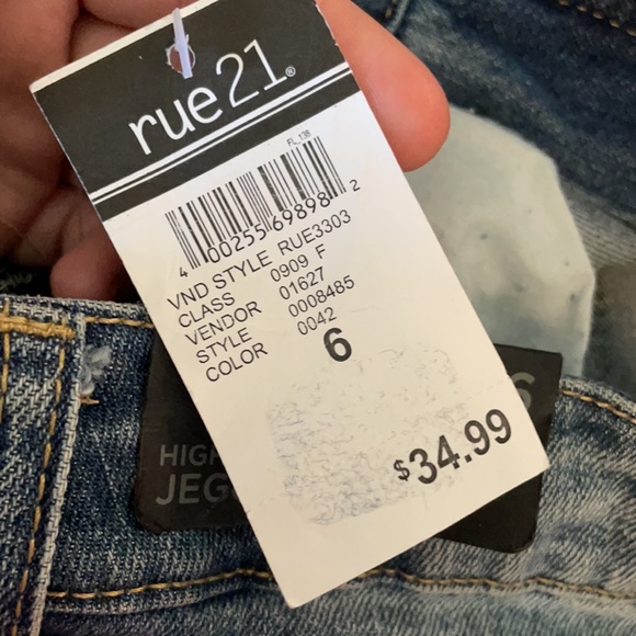 Rue 21 Jeans - Picture 5 of 5